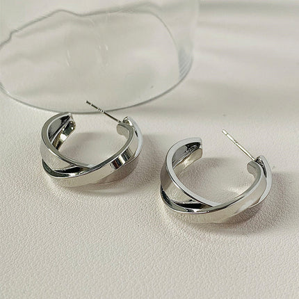 Premium Atmosphere Stud Earrings Elegant Fashion Jewelry for Women and Girls