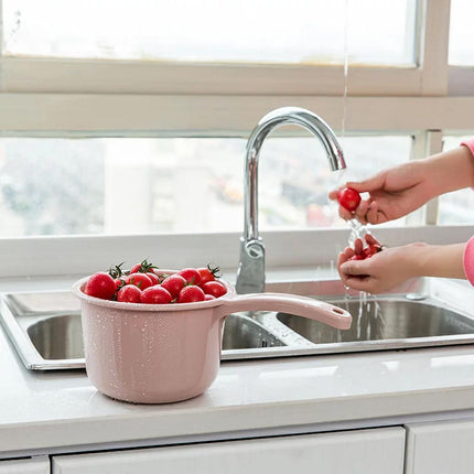3pcs Plastic Water Scoop Multifunction Kitchen Household Washing Watering Tool