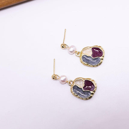 Elegant Hong Kong Vintage Style Color-Matching Earrings Oil Painting Design