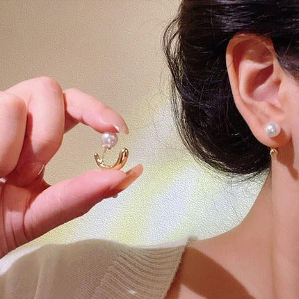 Premium Pearl Earrings Elegant Simple Design Timeless Fashion Jewelry for Women