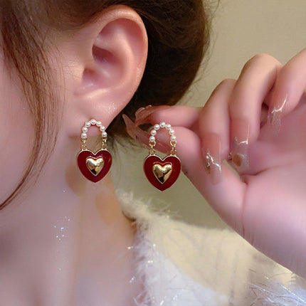 Red Heart Pearl Stud Earrings Fashion Jewelry Elegant Women Accessories