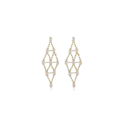 Luxury Diamond-shaped Geometric Hollow Stud Earrings Women Fashion Jewelry