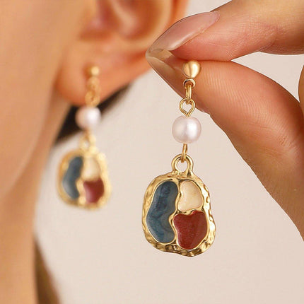 Elegant Hong Kong Vintage Style Color-Matching Earrings Oil Painting Design