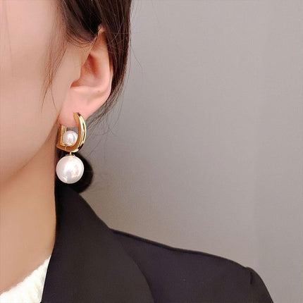 D Letter Design Earrings Stylish Double-Wear Ear Buckle Unique Fashion Jewelry