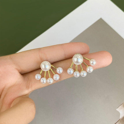 Premium Scalloped Pearl Stud Earrings Elegant Jewelry Women Fashion Accessories