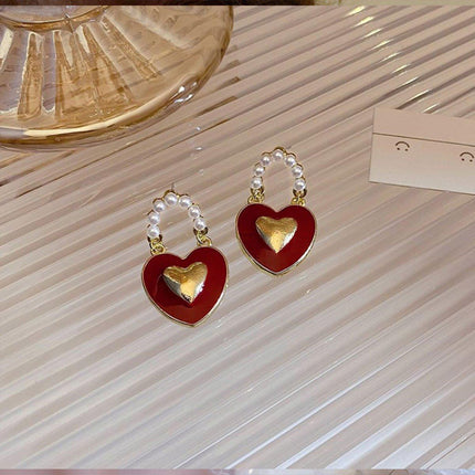 Red Heart Pearl Stud Earrings Fashion Jewelry Elegant Women Accessories