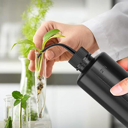 10pcs 250ml Graduated Rinse Bottle with Elbow Spout for Lab Cleaning and Mixing