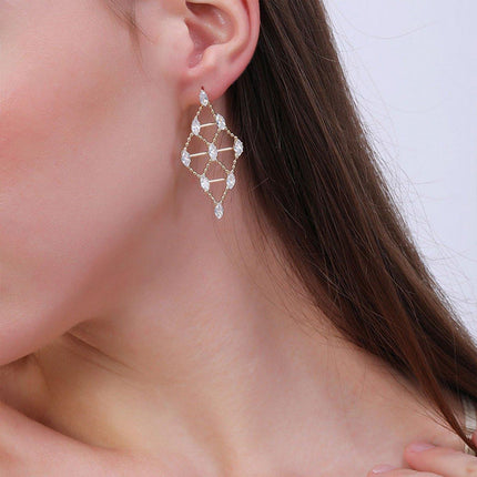 Luxury Diamond-shaped Geometric Hollow Stud Earrings Women Fashion Jewelry