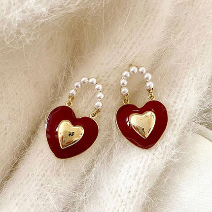 Red Heart Pearl Stud Earrings Fashion Jewelry Elegant Women Accessories