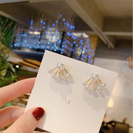 Premium Scalloped Pearl Stud Earrings Elegant Jewelry Women Fashion Accessories