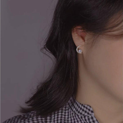 Star and Moon Asymmetric Stud Earrings Fashion Jewelry for Women Accessories