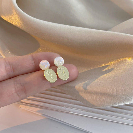 Gold Flower Oval Earrings Elegant Temperament Jewelry for Women Fashion Gift