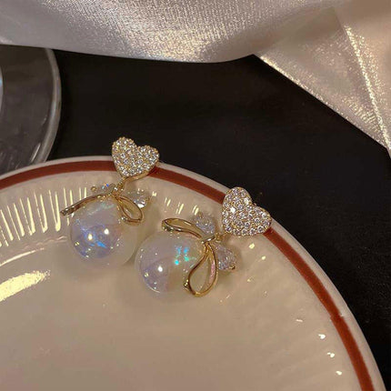 Love Pearl Earrings Elegant Temperament Jewelry for Women Chic Fashion Gift