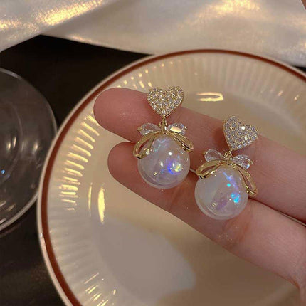 Love Pearl Earrings Elegant Temperament Jewelry for Women Chic Fashion Gift