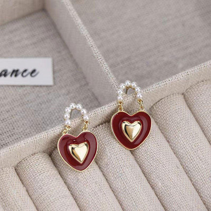 Red Heart Pearl Stud Earrings Fashion Jewelry Elegant Women Accessories