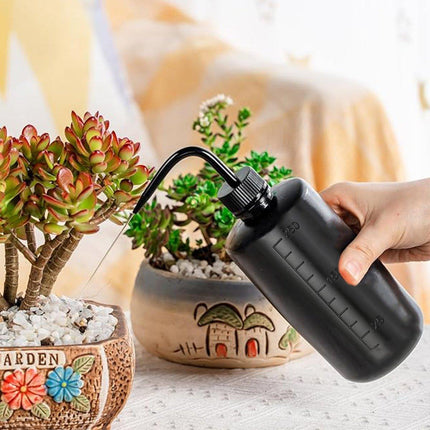 10pcs 250ml Graduated Rinse Bottle with Elbow Spout for Lab Cleaning and Mixing