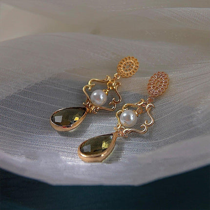 Elegant Handcrafted Geometric Earrings for Women High-Quality Fashion Jewelry