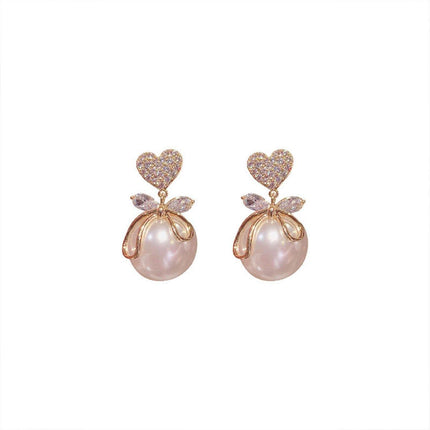 Love Pearl Earrings Elegant Temperament Jewelry for Women Chic Fashion Gift