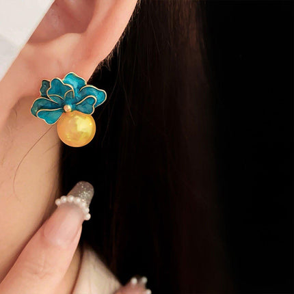 Vintage Flower Earrings Retro Fashion Jewelry for Women Female Stud Earrings