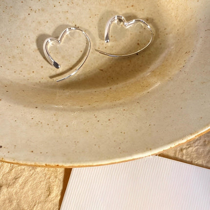 Simple Heart Earrings Elegant Design Minimalist Jewellery for Women Gifts