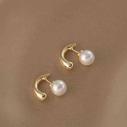 Premium Pearl Earrings Elegant Simple Design Timeless Fashion Jewelry for Women