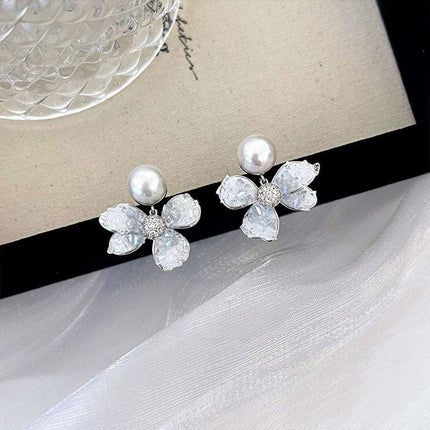 Luxury Crystal Butterfly Bow Earrings Elegant Dangle Fashion Jewelry Women
