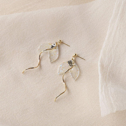 Elegant Fishtail Shaped Earrings For Women Stylish Dangle Jewelry Accessory