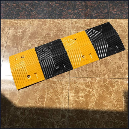 Rubber Speed Bump Car Parking Speed Bumper Heavy Duty Wear-Resistance Durable