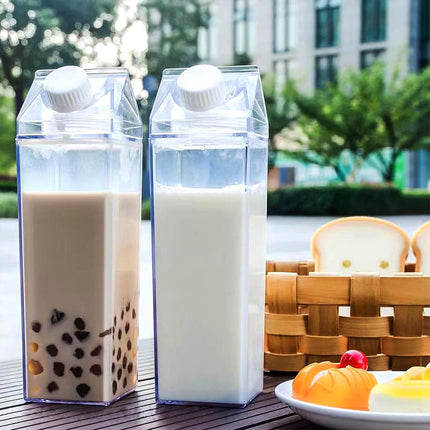 500ml/750ml Large Capacity Portable Clear Plastic Milk Cup Leak Proof with Lid