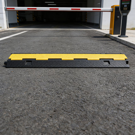 Rubber Slotted Speed Bump with Flip Cable Cover for Driveways