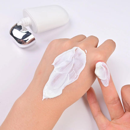 20pcs 50ml Travel Refillable Squeeze Bottles Empty Containers for Lotion Shampoo