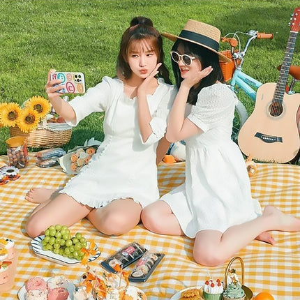 Waterproof Picnic Mat Outdoor Camping Thickened Beach Blanket Spring Outing Use