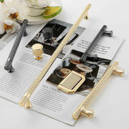 Modern Wardrobe Door Handles Hammer Patterned Drawer Pulls for Cabinet Furniture