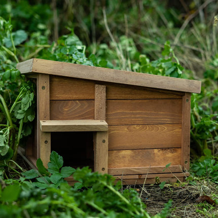 Outdoor Wooden Hedgehog House with Felt Roof - Garden Small Animal Shelter