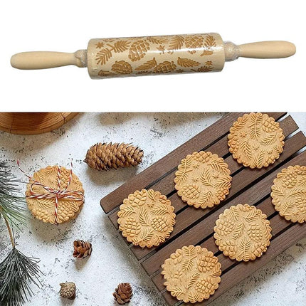 Christmas Wooden Rolling Pin Engraved Pine Cone Leaf Pattern Baking Embossed