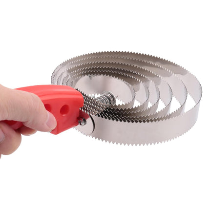Stainless Steel Cattle Brush with Serrated Teeth Grooming Scraper for Horses Use
