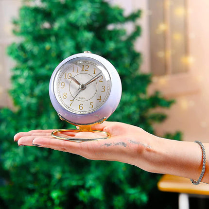 Creative Silent Battery Operated Desk Alarm Clock with Noctilucent For Bedroom