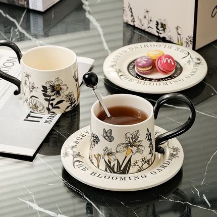 Vintage Ceramic Coffee Cup and Saucer Set Elegant Luxury Mug Gift Home Use