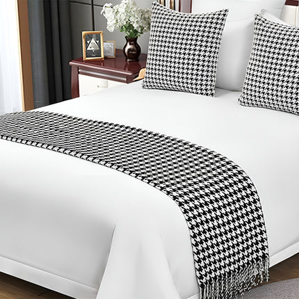 Black and White Houndstooth Bed Runner Decorative Throw for Hotel or Home Bedding