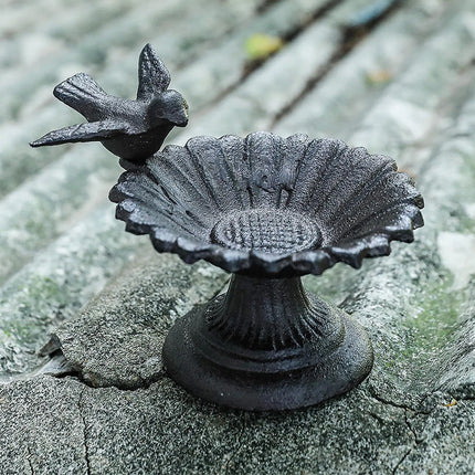 Retro Petal Shaped Bird Feeder Hanging Decorative Outdoor Garden Bird Feeding