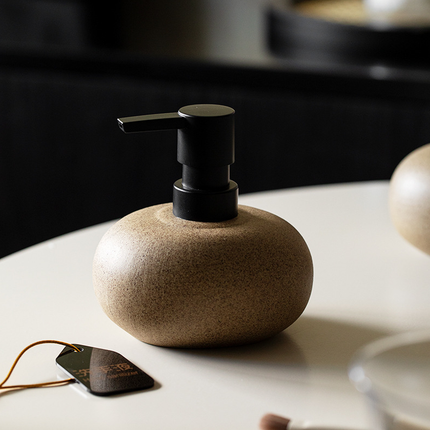 Reusable Ceramic Pump Bottle For Shampoo Lotion Soap Conditioner Travel Set