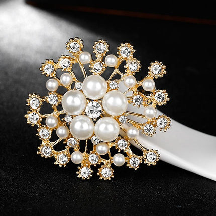 Snowflake Imitation Pearl Brooch Rhinestone Metal Alloy Pin For Coats Dresses