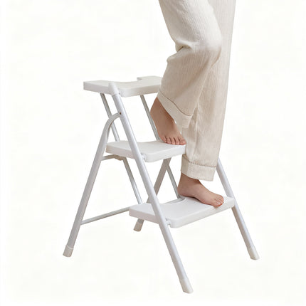 2 or 3-Layer Folding Step Stool with Non-Slip Pedals 150kg White