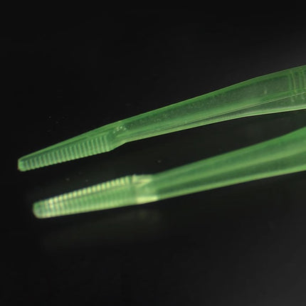 18cm Plastic Luminous Tweezer Feeding Tongs Straight for Reptile Feeder White