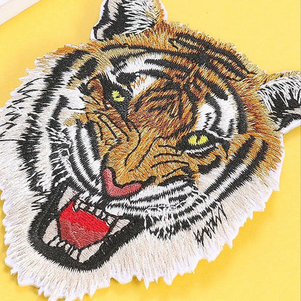 2PCS Embroidery Animal Patches Burned Edge Tiger Lion Cloth Sticker Sewing