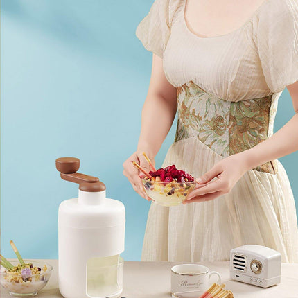 Hand Crank Ice Crusher Machine Shaver for Smoothies Slushies Milkshakes Desserts