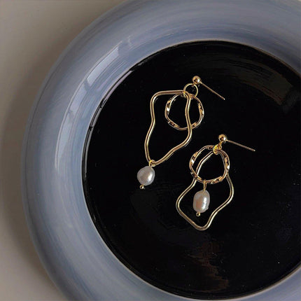 Vintage Baroque Style Imitation Pearl Earrings Women Elegant Fashion Jewelry