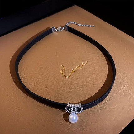 Black Leather Choker Pendant Necklace Fashion Collarbone Chain Jewelry Women