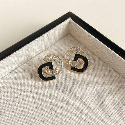 Vintage Black Stud Earrings Women Retro Style Dripping Oil Fashion Jewelry