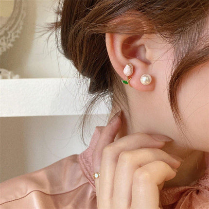 Simple Tulip Pearl Earrings Elegant Women Jewelry Fashion Trendy Stud Earrings